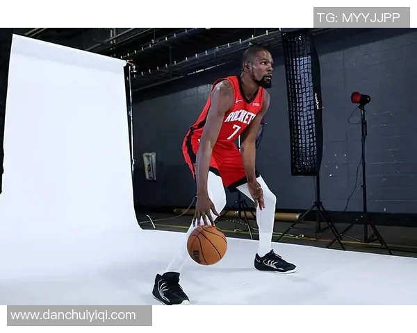 火箭豪取七胜！贾巴里·史密斯破纪录领衔，防守升级+进攻效率飙升获杜兰特称赞